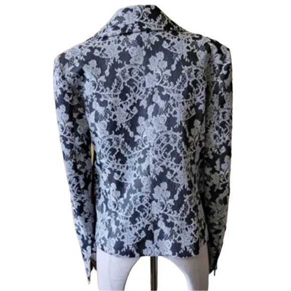 Plein Sud Jeanius Double Button Toggle Floral Lace Blazer - Picture 3 of 11